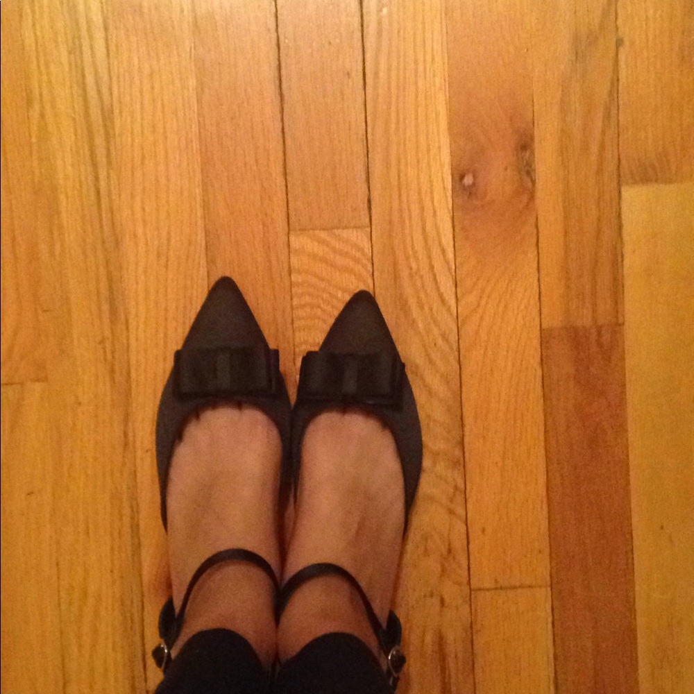 Color black, adjustable ankle straps.